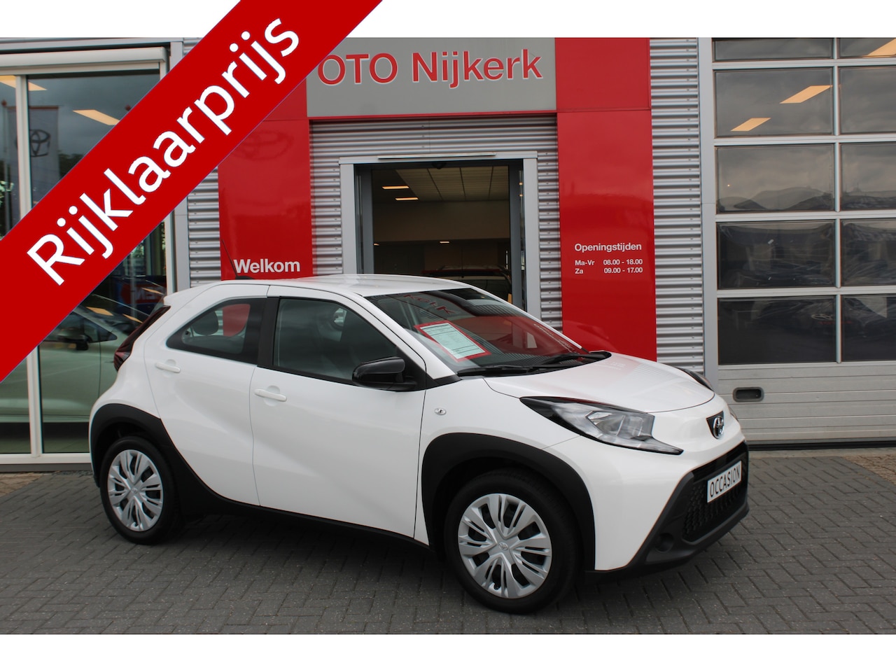 Toyota Aygo X - 1.0 VVT-i MT play 1.0 VVT-i MT Play - AutoWereld.nl