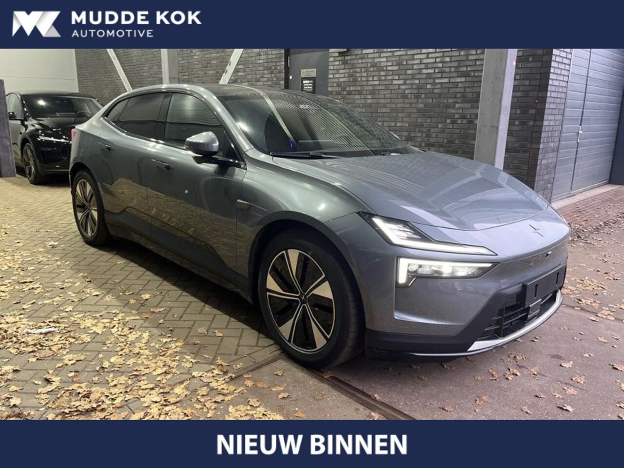 Polestar 4 - Long Range Single motor 100 kWh | Plus | Pilot | Panoramadak | Head-Up | 360 Camera | Harm - AutoWereld.nl