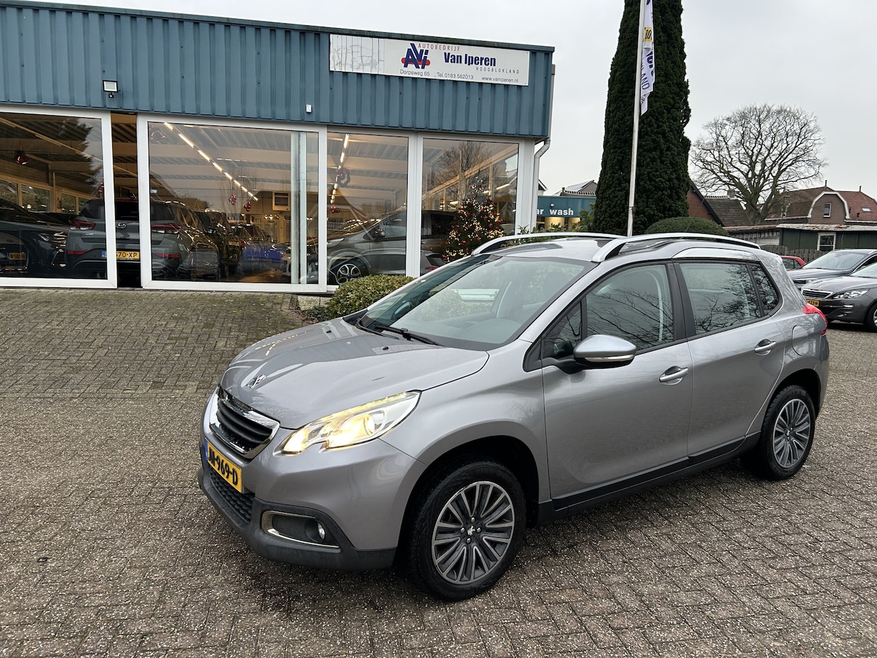 Peugeot 2008 - 1.2 PureTech Blue Lion 1.2 PureTech Blue Lion - AutoWereld.nl