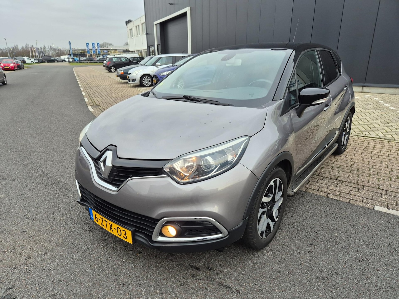 Renault Captur - 1.5 dCi Dynamique Automaat Navi Trekhaak Nap - AutoWereld.nl