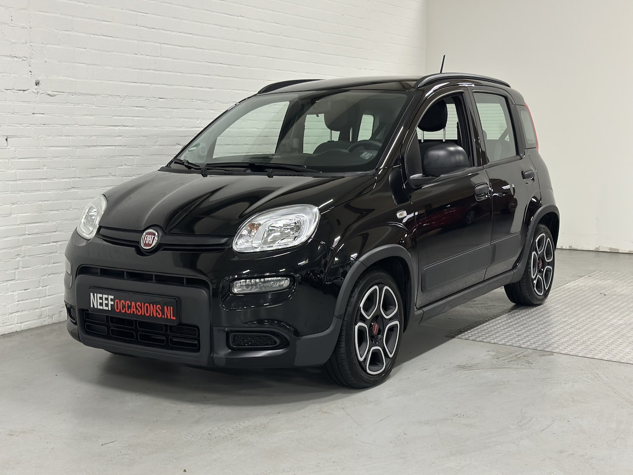 Fiat Panda - 1.0 Hybrid AIRCO / ELK.PAKKET / HYBRT - AutoWereld.nl