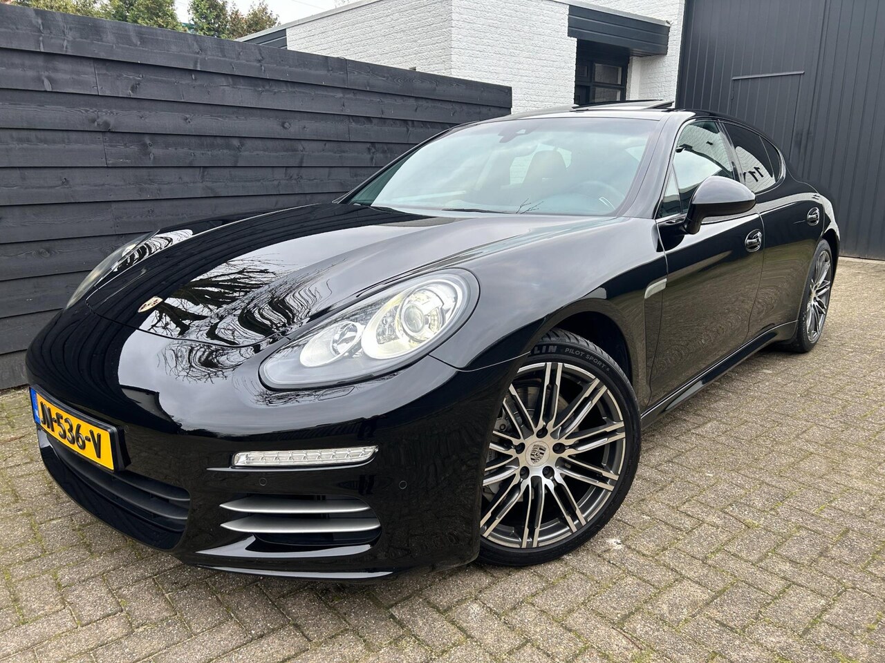 Porsche Panamera - 3.0 4S 3.0 4S, Sportchrono, schuifdak, Sportuitlaat - AutoWereld.nl