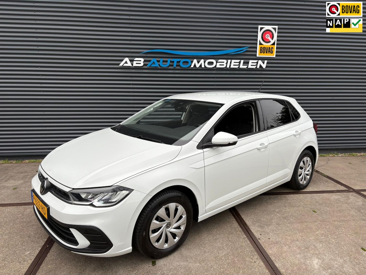 Volkswagen Polo - 1.0 TSI Life PARKEER SENOREN/ FACELIFT - AutoWereld.nl