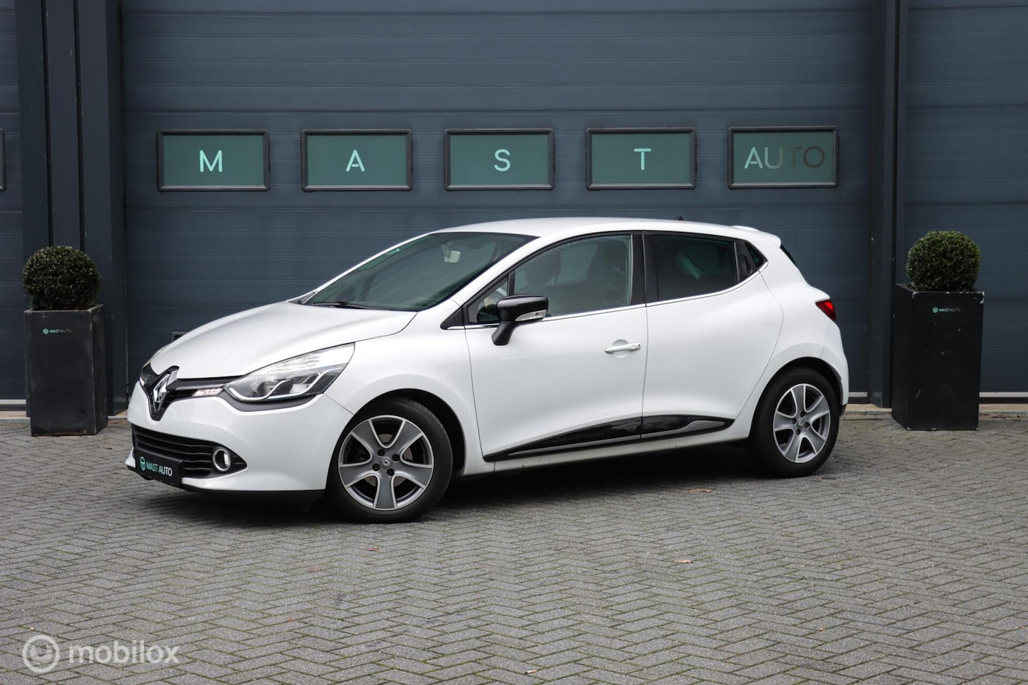 Renault Clio - 0.9 TCe Night & Day|Cruise|Navi|NAP - AutoWereld.nl