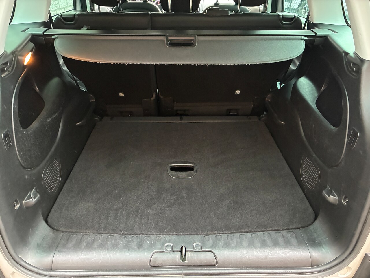 Fiat 500 L Living - 1.4 T-Jet Lounge 120pk Nieuwe Distributie/Banden!