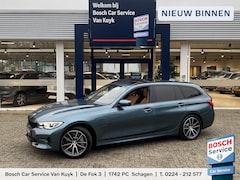 BMW 3-serie Touring - 330e xDrive High Executive / 292 Pk / Automaat / Vol-Leder / Open/panodak / Laser Koplampe