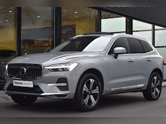 Volvo XC60 - T6 350pk AWD Core Bright | Trekhaak | Climate | 19'' | Lighting