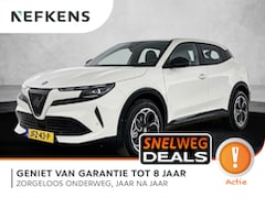 Alfa Romeo Junior - 1.2 Ibrida Q4 145pk Automaat | NIEUW | Direct Leverbaar | Navigatie | Climate Control | Ad