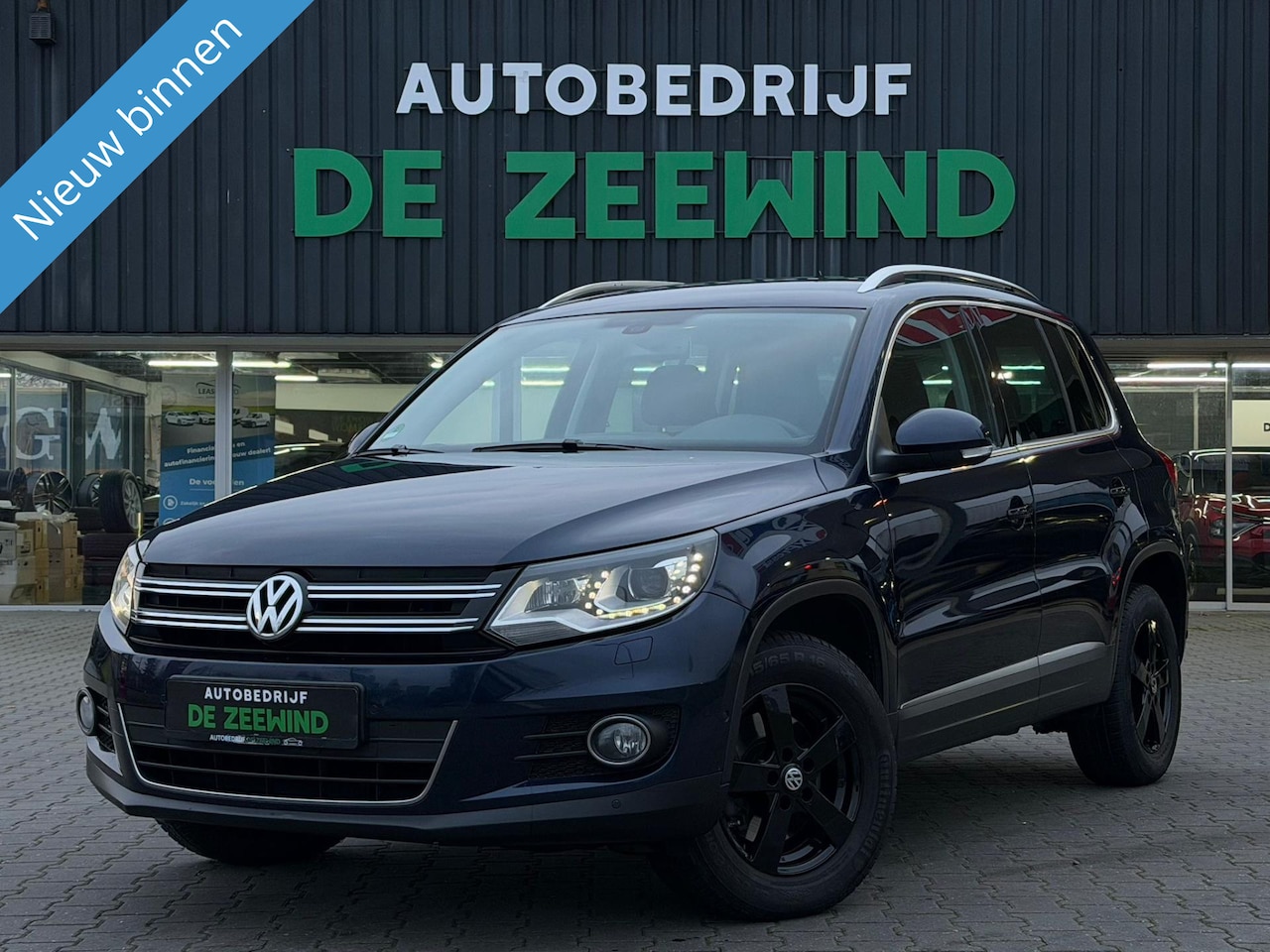 Volkswagen Tiguan - 2.0 TSI Sport&Style 4Motion|trekhaak|Led - AutoWereld.nl