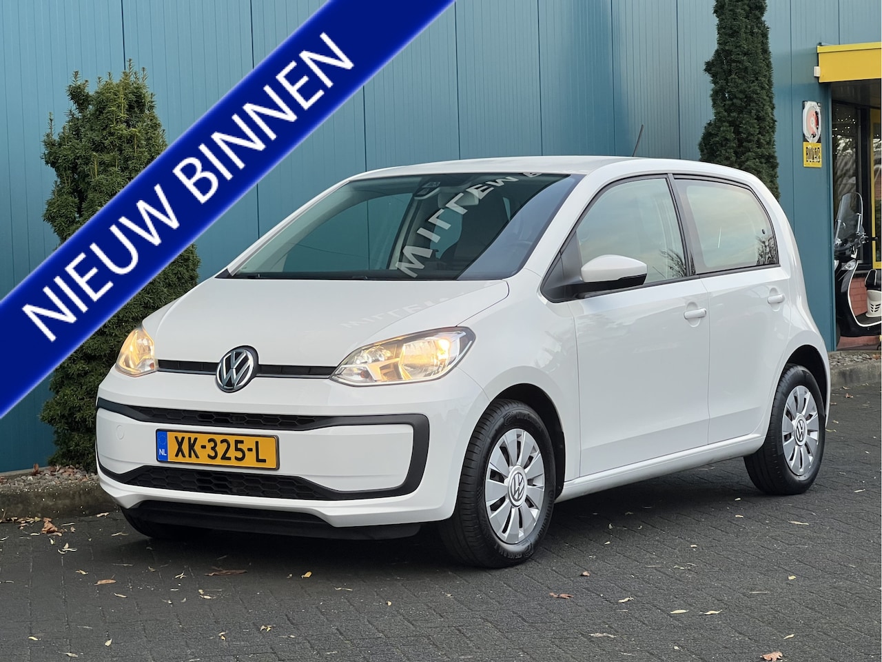Volkswagen Up! - 1.0 BMT move up! Executive Comfort| CRUISE | CAM | DAB | PDC | AC - AutoWereld.nl