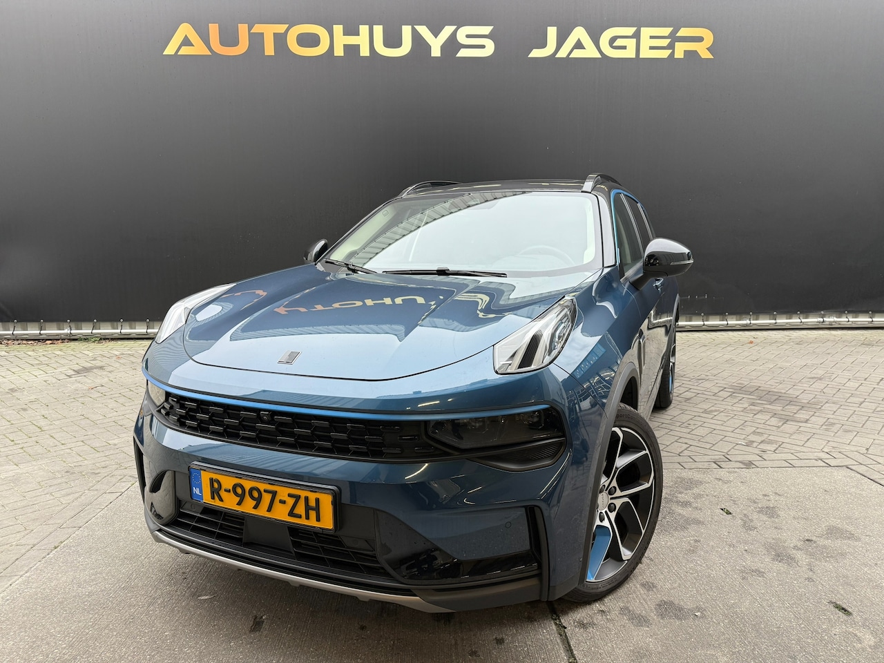 Lynk & Co 01 - 1.5|Pano|Carplay|Stoelverwarming|Memory|Dodehoek| - AutoWereld.nl
