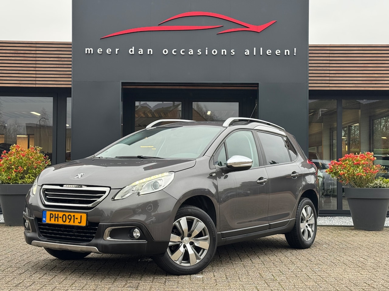 Peugeot 2008 - Style 1.2 Puretech - AutoWereld.nl