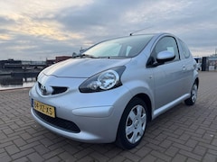 Toyota Aygo - 1.0-12V + Airco/NAP 97.495/Nieuwe koppeling+APK