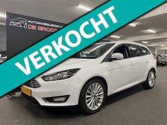 Ford Focus Wagon - 1.5 Titanium/ NL-auto/ Trekhaak El. wegklapbaar/ Apple carplay/ Android