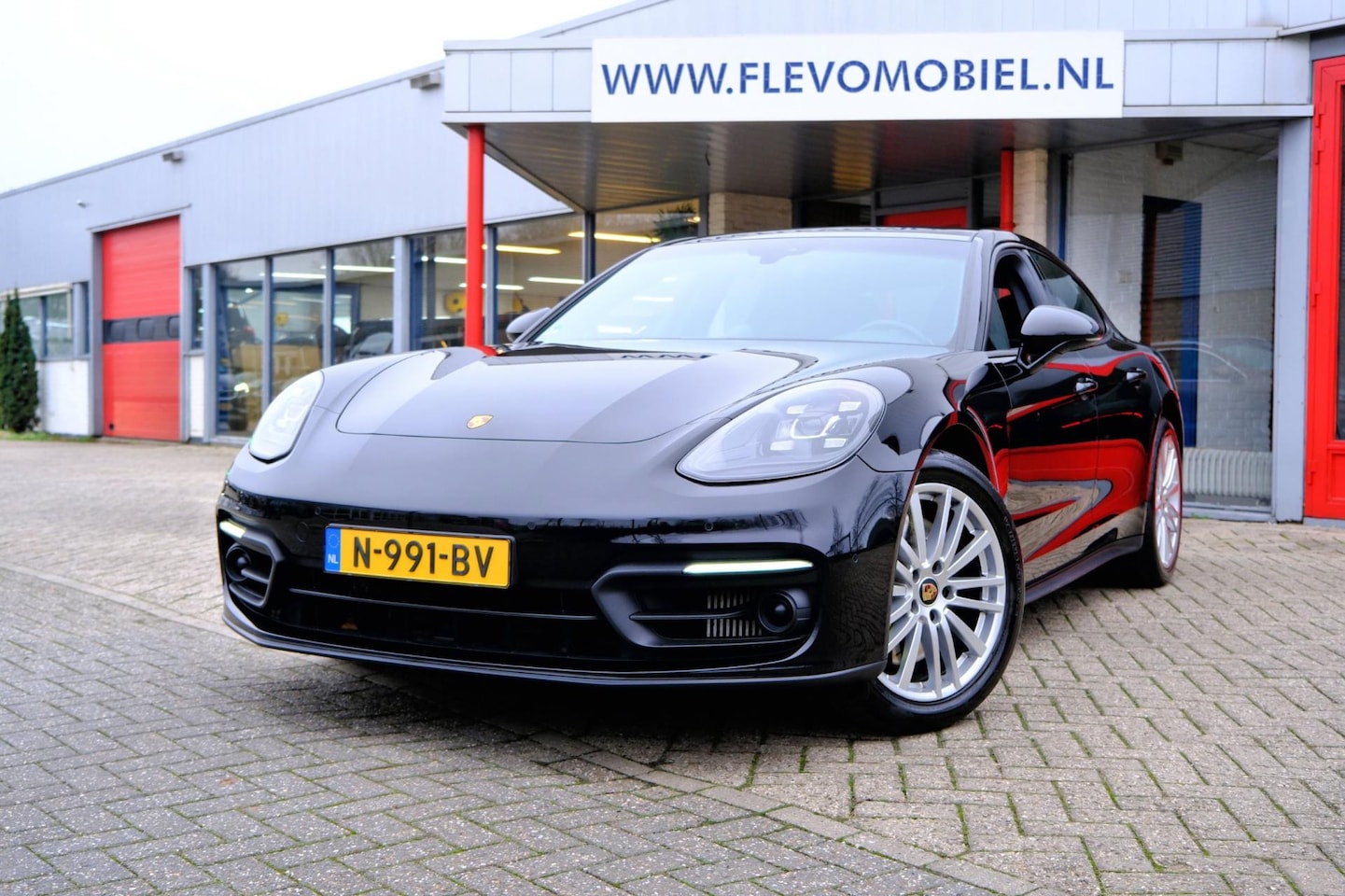 Porsche Panamera - 2.9 4 E-Hybrid SportChrono Aut. Pano|Sportstoelen|LMV|Cam|Enz! - AutoWereld.nl
