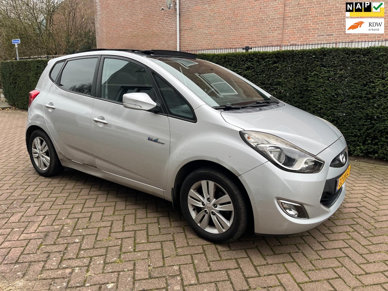 Hyundai ix20 - 1.4i i-Vision PANORAMADAK cruise controle - AutoWereld.nl