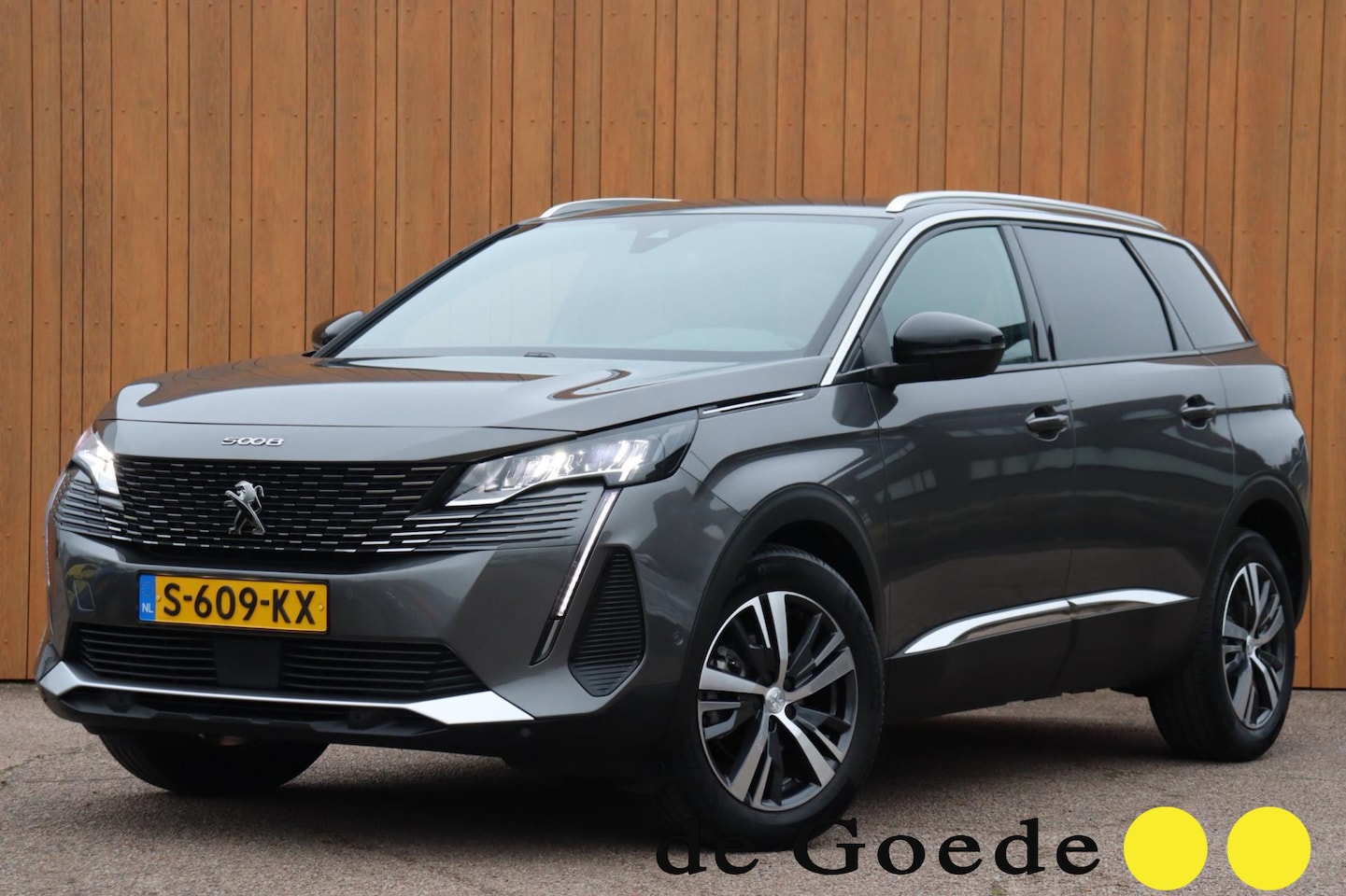 Peugeot 5008 - 1.2 PureTech Allure Pack Business 7-persoons org.NL h.leer+verw camera - AutoWereld.nl