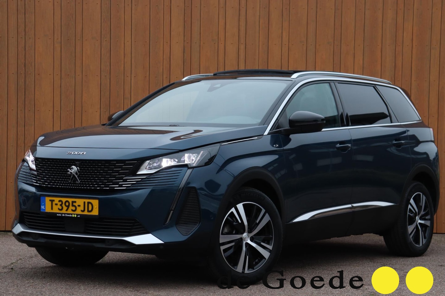 Peugeot 5008 - 1.2 PureTech GT Line 7-persoons org. NL-auto schuifdak camera el.klep - AutoWereld.nl