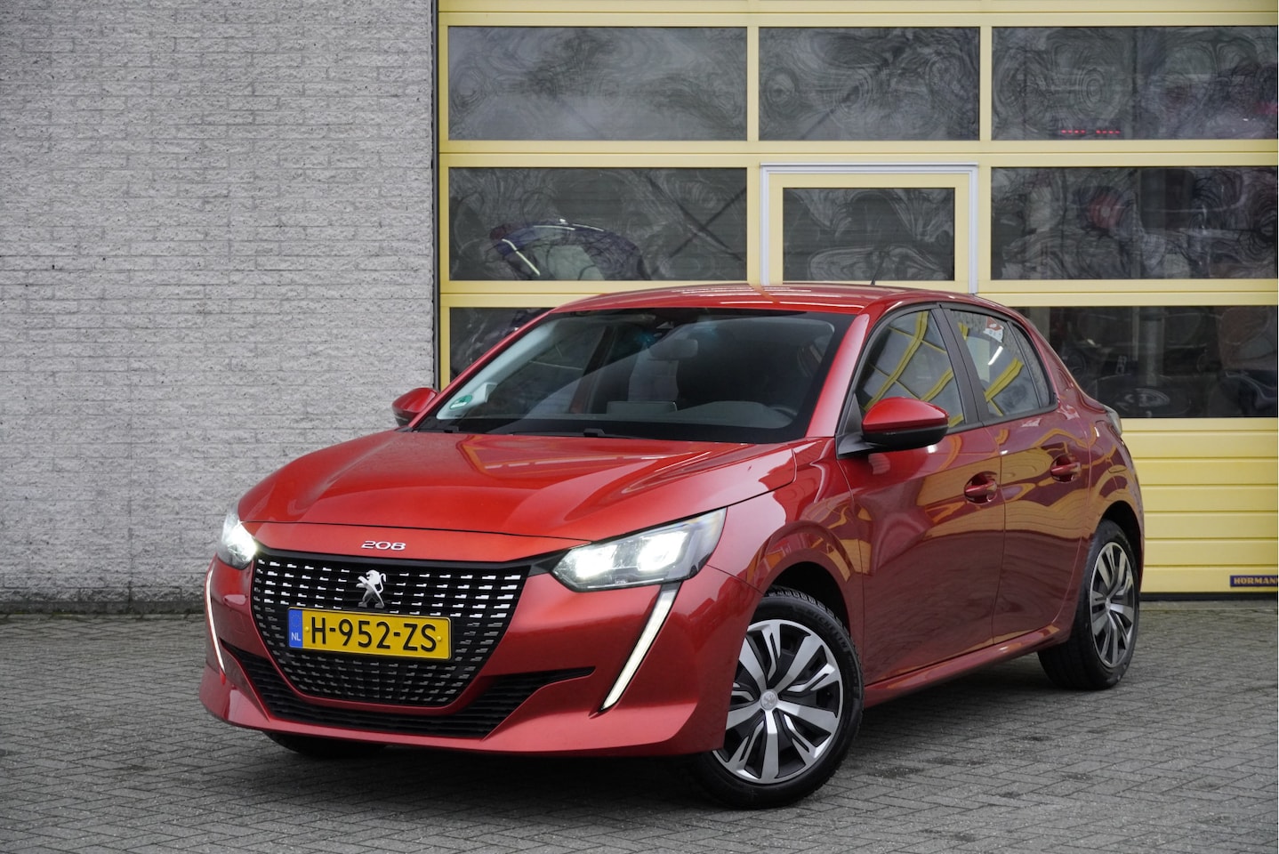 Peugeot 208 - 1.2 PureTech 5drs Active BJ2020 Led | Pdc | Navi | App-Connect | Cruise control | Getint g - AutoWereld.nl