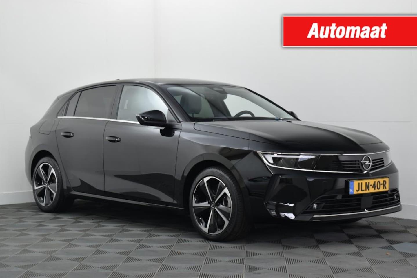 Opel Astra - 1.6 HYBRIDE 150PK BUSINESS EDITION - AutoWereld.nl