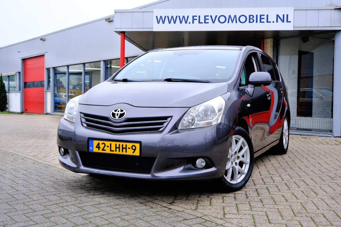 Toyota Verso - 1.8 VVT-i Panoramic 7-Pers Pano|Clima|LMV|Cam - AutoWereld.nl