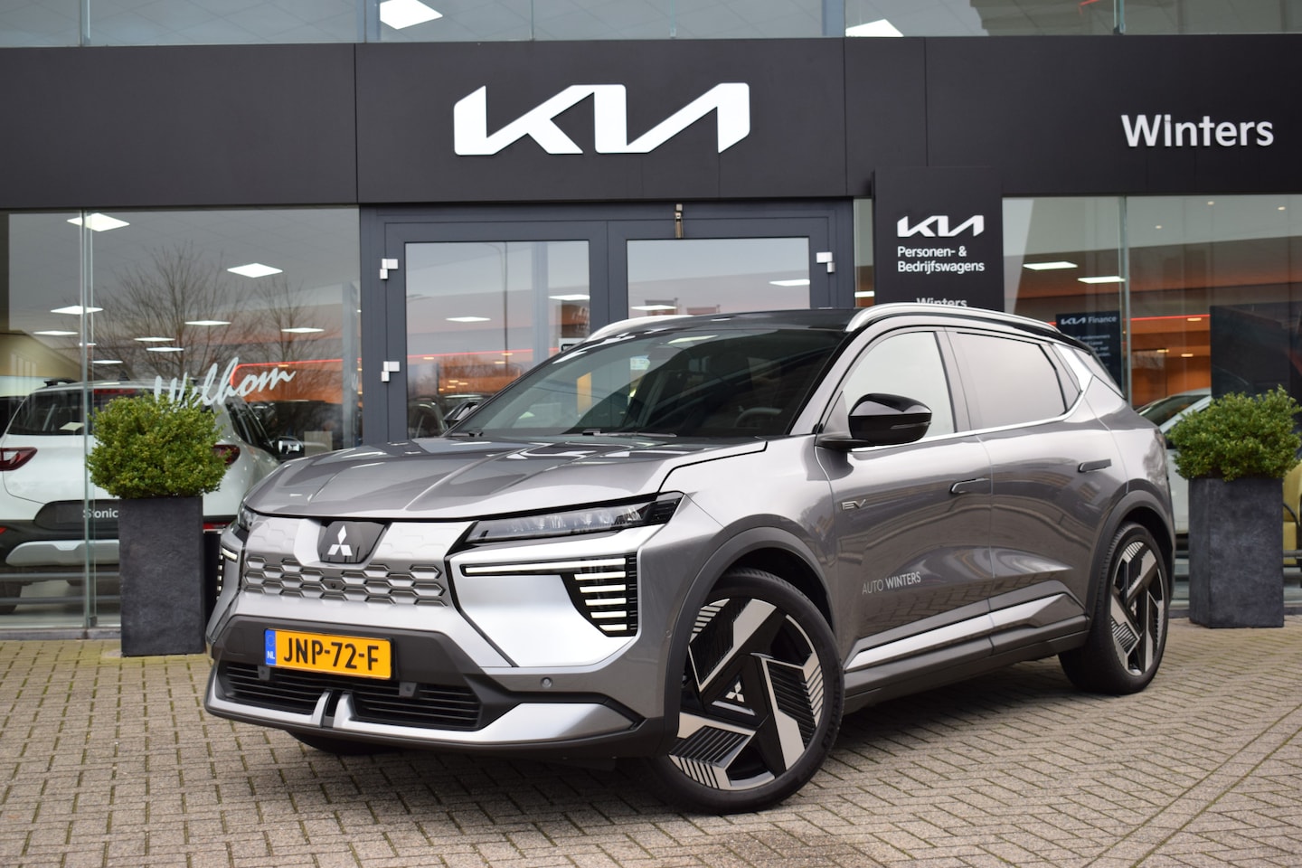 Mitsubishi Eclipse Cross - Instyle 87 kWh | Stoelverwarming | 360° Camera | Navigatie | - AutoWereld.nl