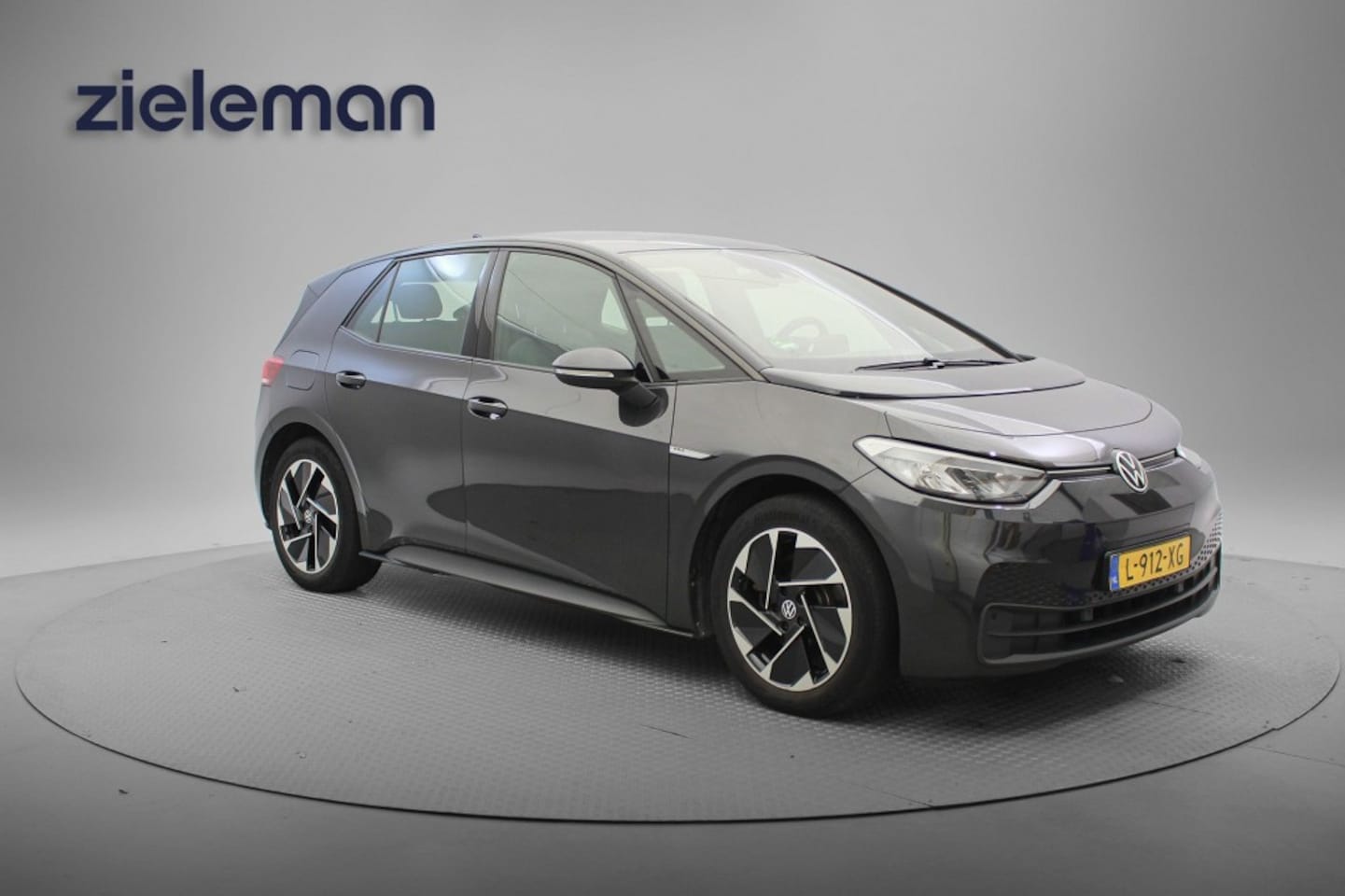 Volkswagen ID.3 - Life 58 kWh - Carplay, Navi, Cruise, Stoel/Stuur verwarming, SOH 89% - AutoWereld.nl