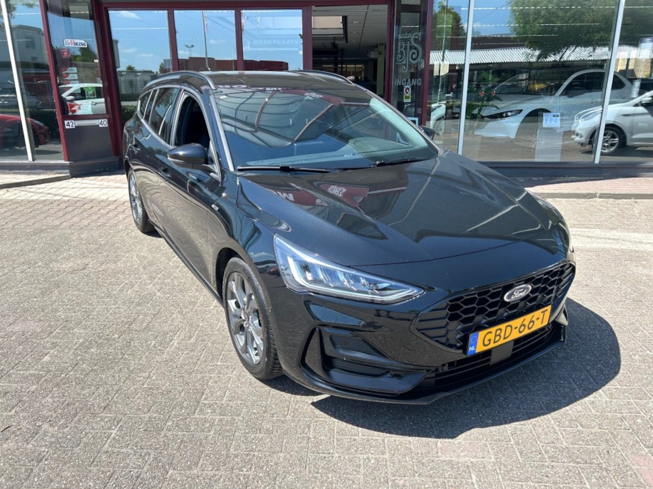 Ford Focus - 1.0 EBH ST LINE - AutoWereld.nl