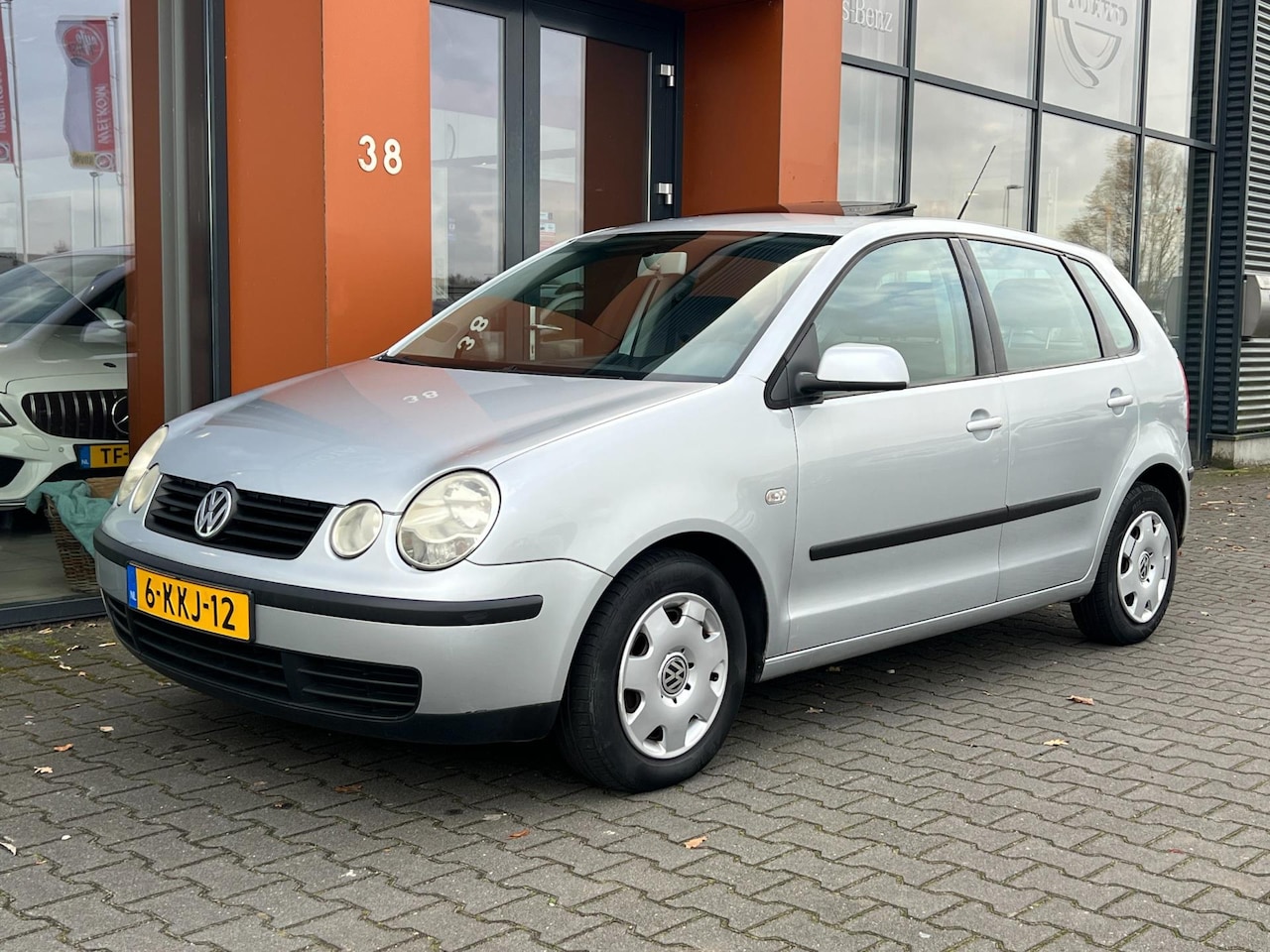 Volkswagen Polo - 1.4-16V|Automaat|Clima|Schuifkanteldak - AutoWereld.nl