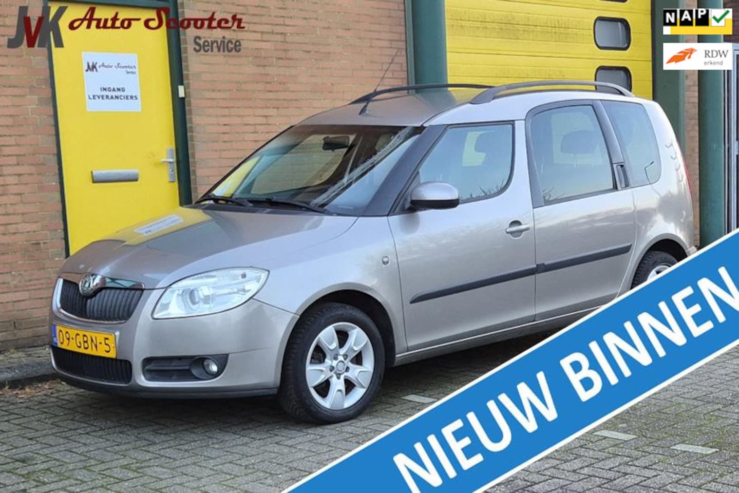 Skoda Roomster - 1.6-16V Elegance Airco! Cruise Control! Automaat! - AutoWereld.nl