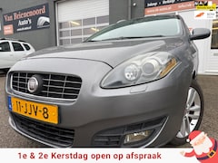 Fiat Croma - 2.2 16V Corporate Premium in automaat met trekhaak en cruise controle