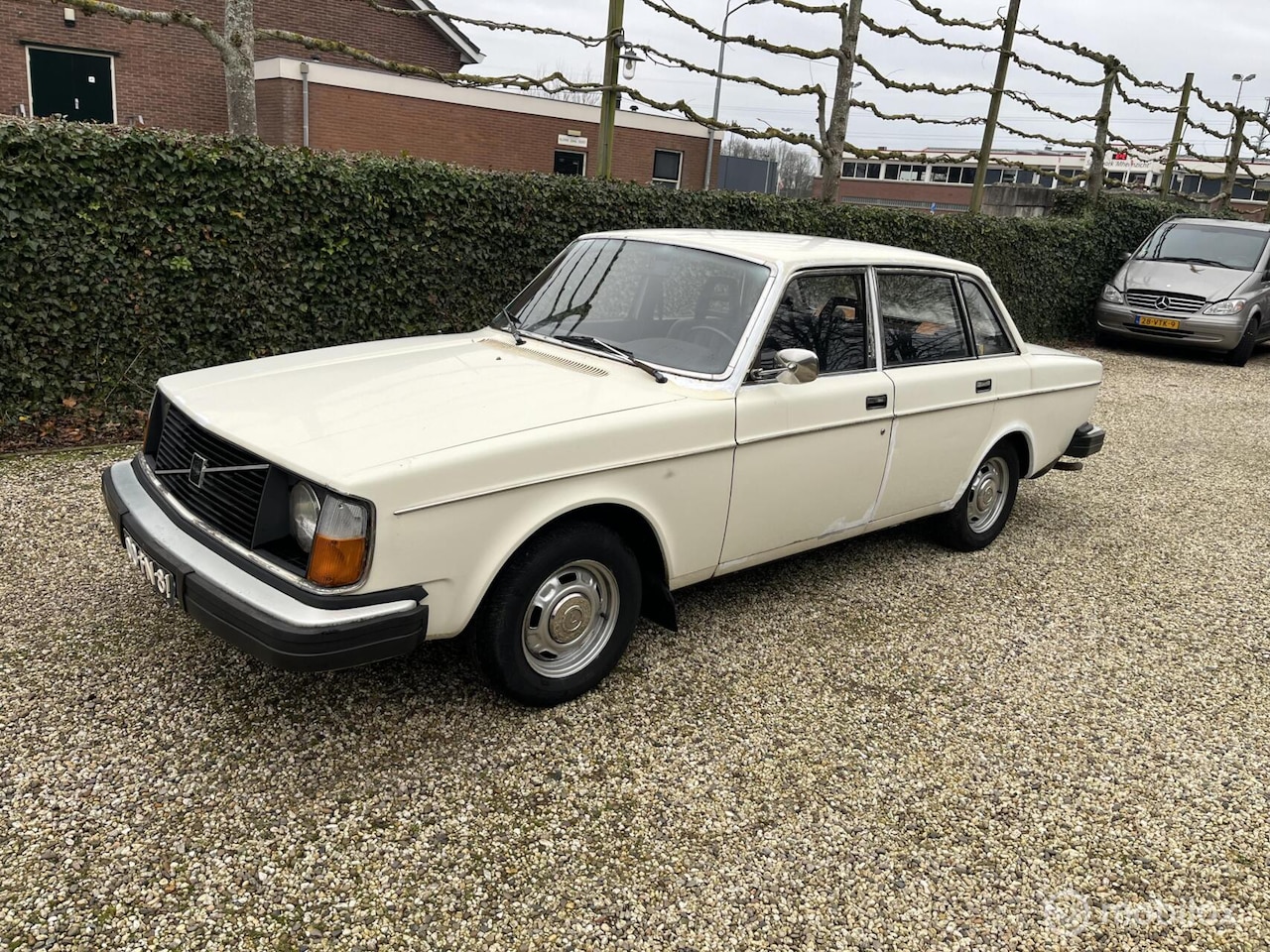 Volvo 244 - 2.0 L 2.0 L - AutoWereld.nl