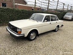 Volvo 244 - 2.0 L