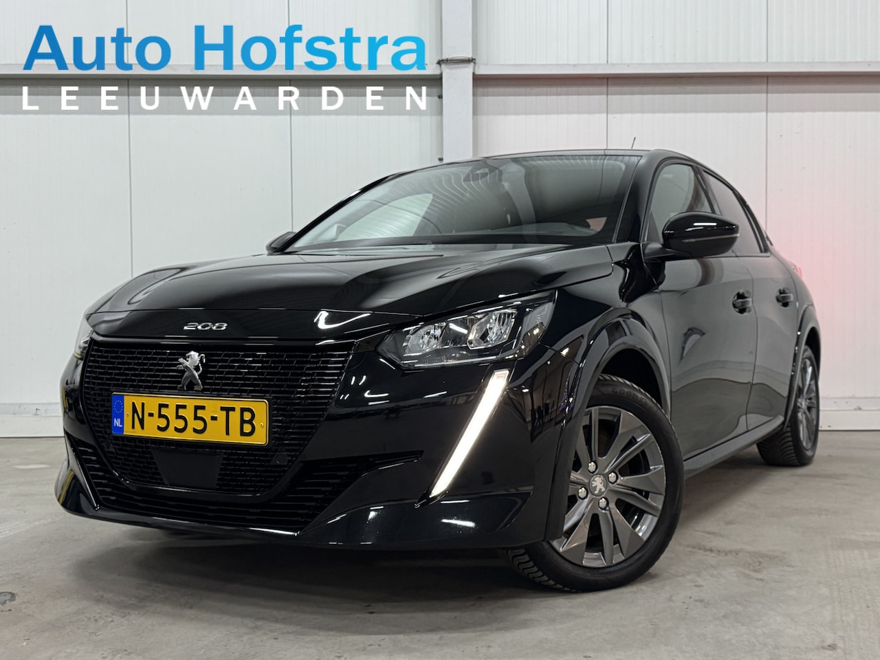 Peugeot e-208 - EV Allure Pack 50 kWh 91% SOH DIGI-DASH KEY-LESS CAMERA CARPLAY PDC LMV - AutoWereld.nl