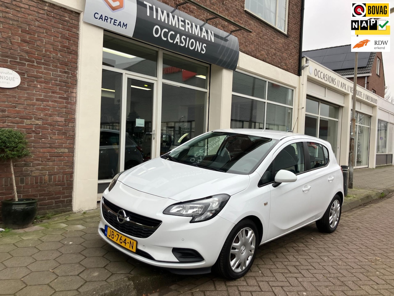 Opel Corsa - 1.0 Turbo Edition|Carplay|Parkeersensoren V+A - AutoWereld.nl
