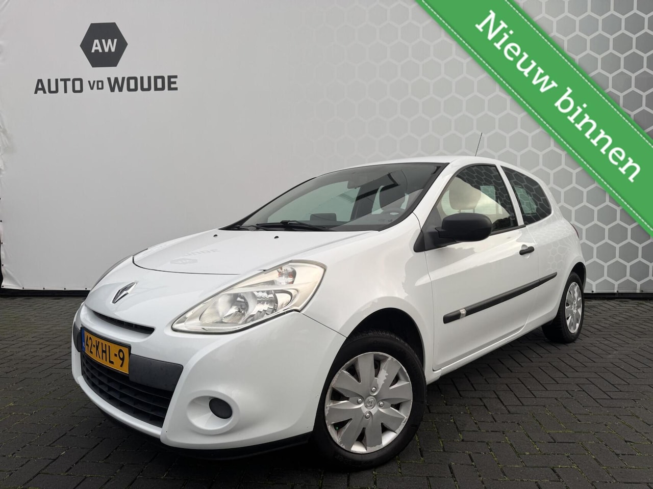 Renault Clio - 1.2 Dynamique Airco Lage km Navigatie - AutoWereld.nl