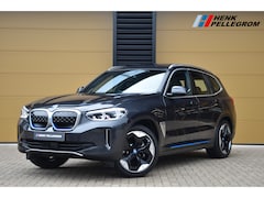 BMW iX3 - High Executive 80 kWh * Head-up * Sportstoelen * Panoramadak * Harman Kardon