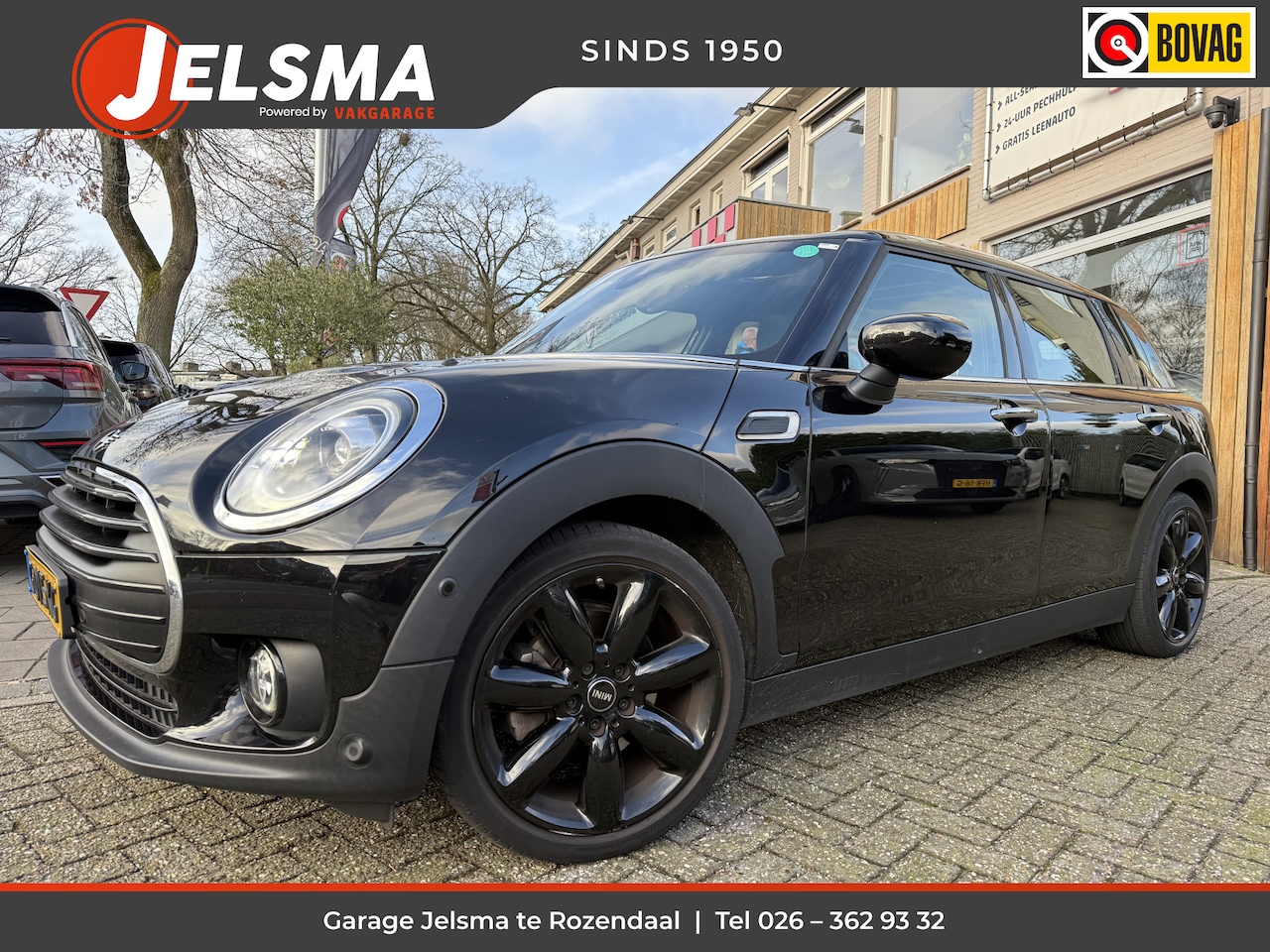 MINI Clubman - Mini 1.5 Cooper 136pk Aut. Serious pack, Pano | 18inch - AutoWereld.nl