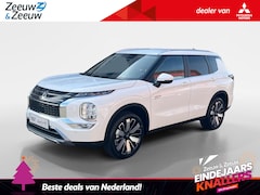 Mitsubishi Outlander - 2.4 PHEV First Edition € 6.000 + € 500 euro Accessoire cheque | Snel rijden | 8 JAAR GARAN