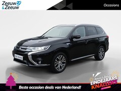 Mitsubishi Outlander - 2.0 PHEV Premium | LED | Stoel en stuurverwarming | Camera | LM Velgen | Trekhaak |