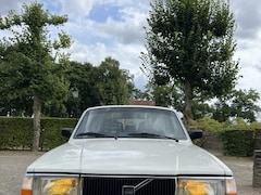 Volvo 240 - 2.3 DL