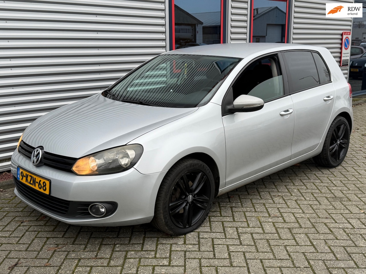 Volkswagen Golf - 1.6 75KW 102PK Comfortline *Climatronic* - AutoWereld.nl