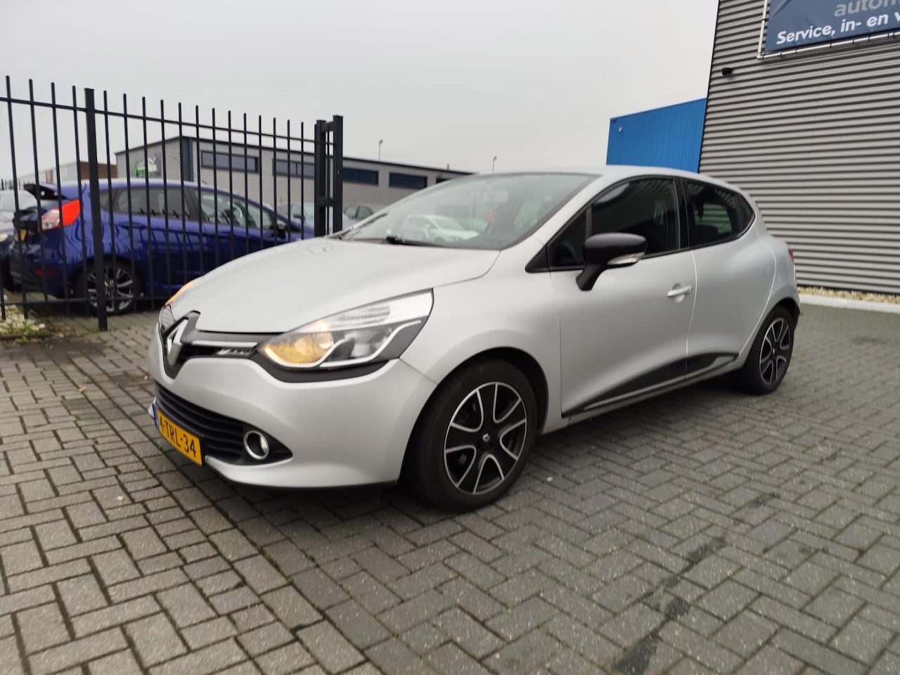 Renault Clio - 1.5 dCi ECO Expression - AutoWereld.nl