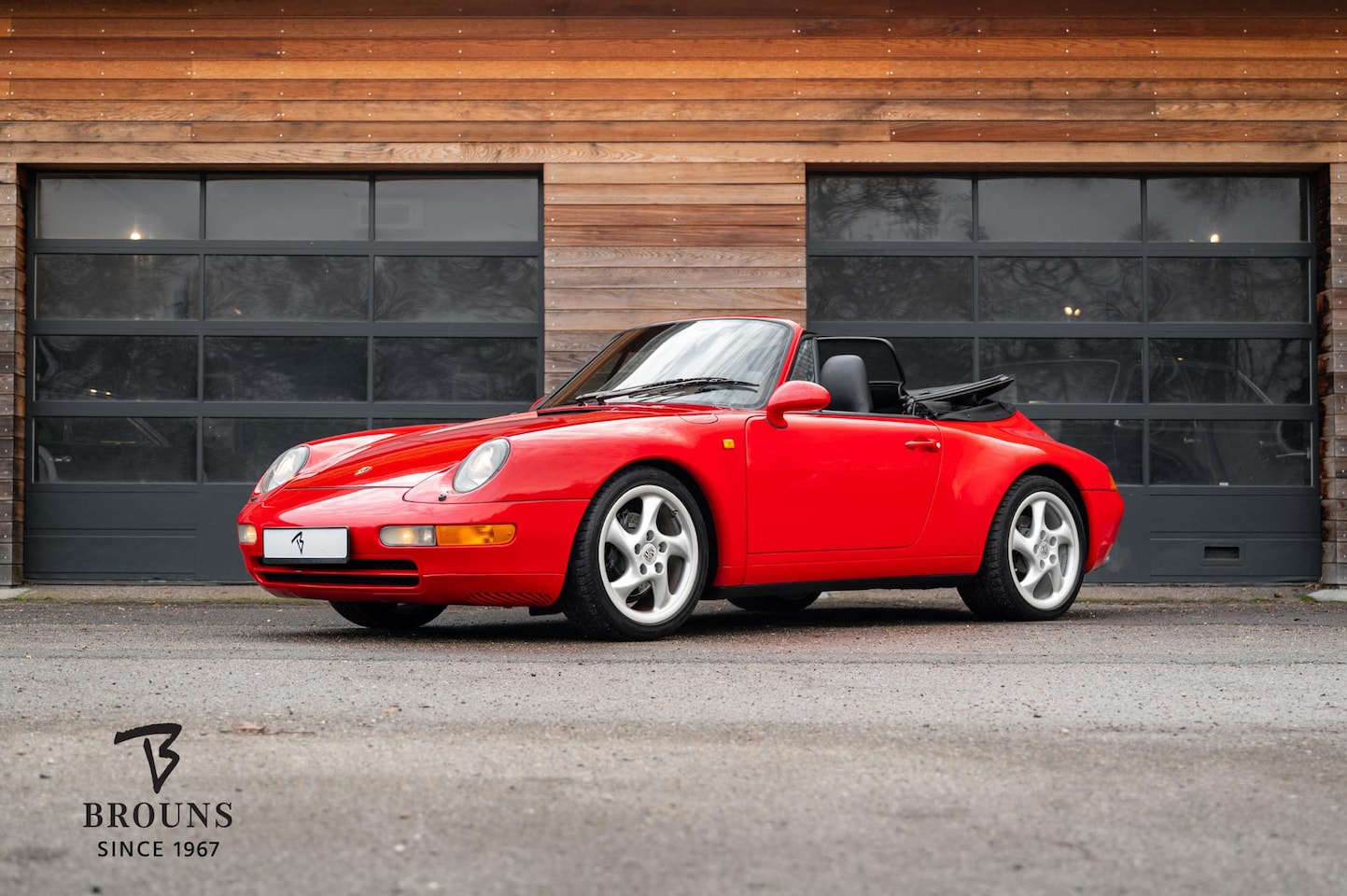 Porsche 911 Cabrio - 993 Carrera 2 272pk | Volledig Porsche Dealeronderhouden - AutoWereld.nl
