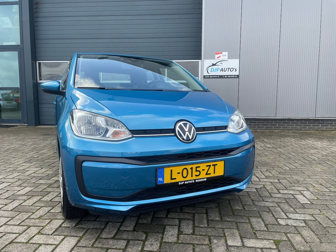 Volkswagen Up! - 1.0 5 Deurs 49744 KM!  Airco / Bluetooth / El.ramen / LED dagrijverlichting Etc! - AutoWereld.nl