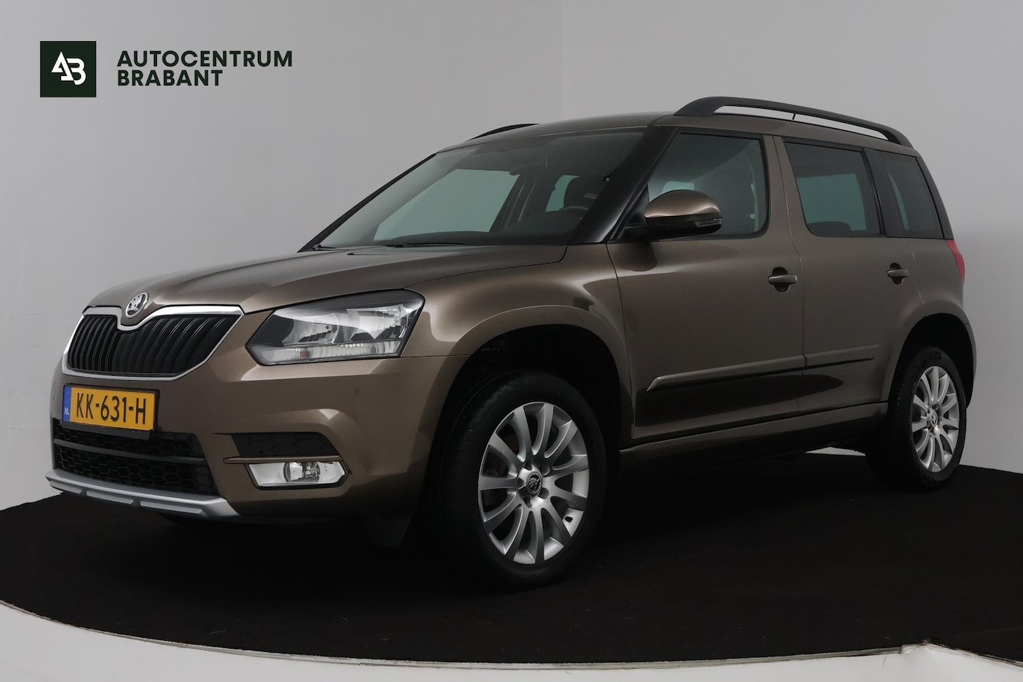 Skoda Yeti Outdoor - 1.2 TSI Ambition (TREKHAAK, NAVIGATIE, CRUISE, PARKEERSENSOREN) - AutoWereld.nl