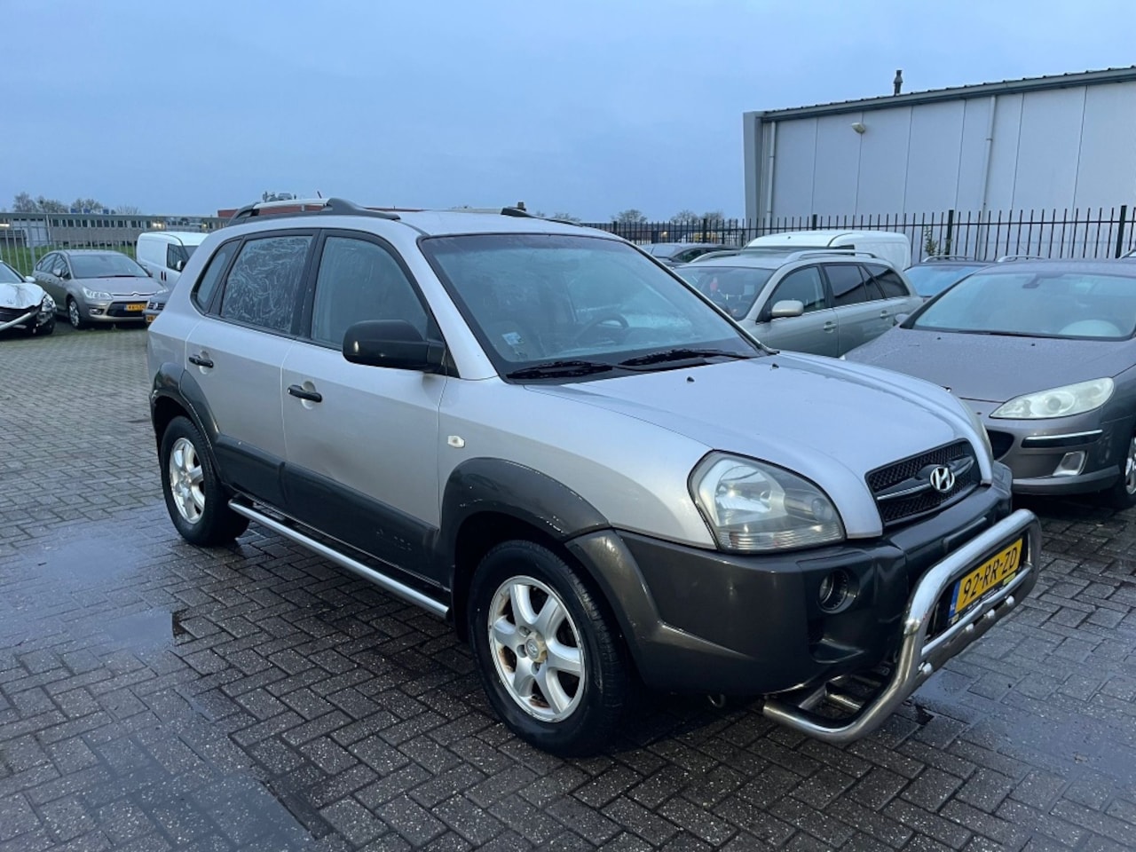 Hyundai Tucson - 2.0i Active| LEES ADV! | MOTOR LOOPT NIET! - AutoWereld.nl