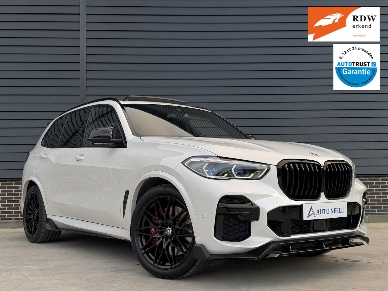 BMW X5 - xDrive45e M Sport LASER, Trekhaak, Pano, X5M, Memory - AutoWereld.nl