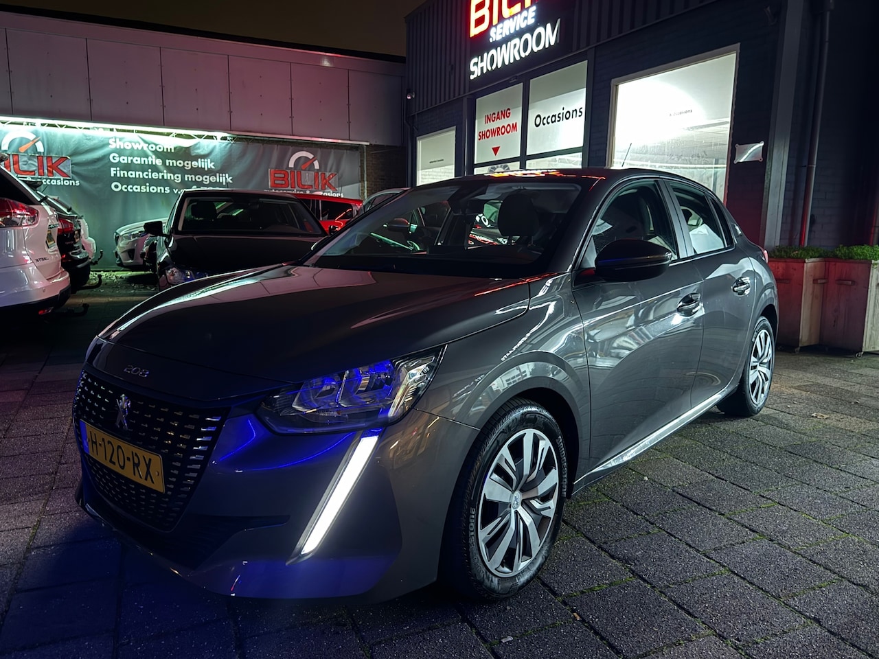 Peugeot 208 - 1.2 PureTech Active | Clima | Camera | CarPlay | N.A.P - AutoWereld.nl