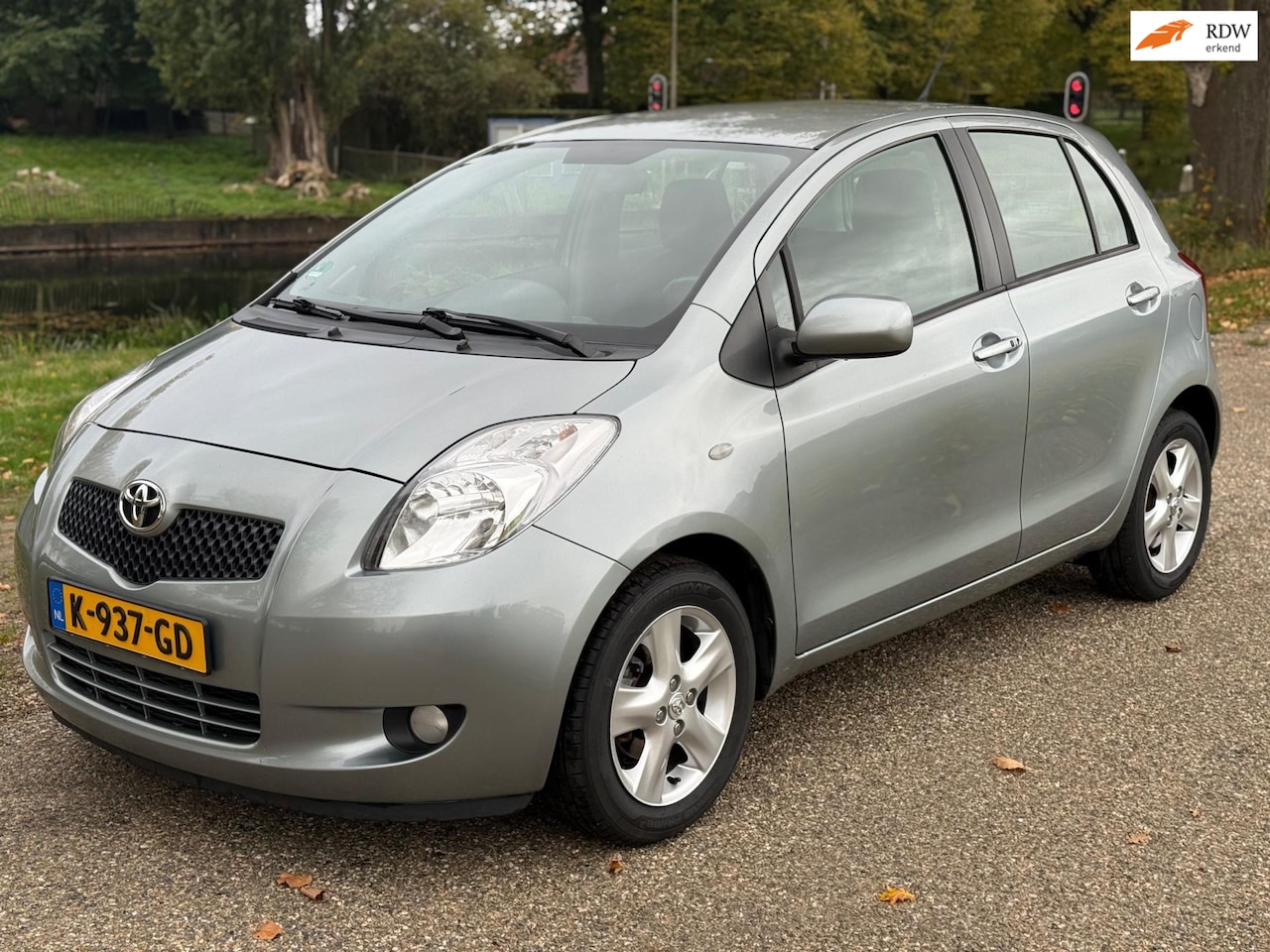 Toyota Yaris - 1.3 VVTi Terra|Airco|5 deurs - AutoWereld.nl